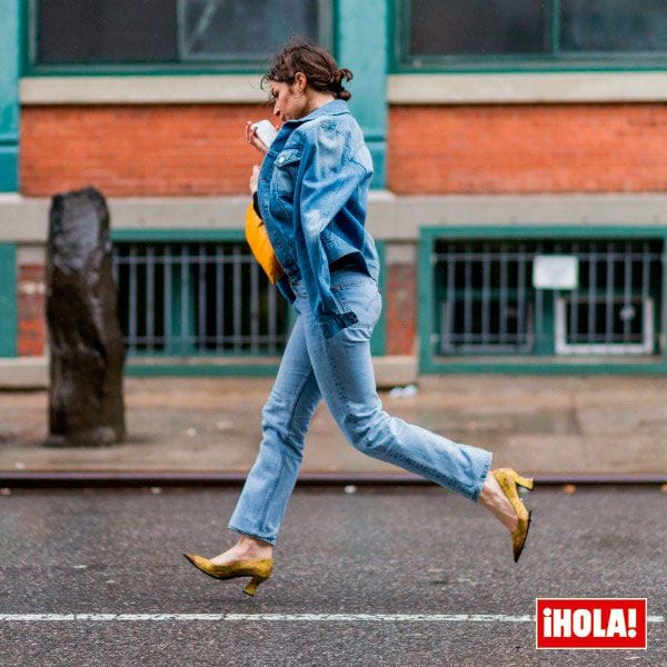 'LOOK' ANTILLUVIA: tacón medio y total denim.
