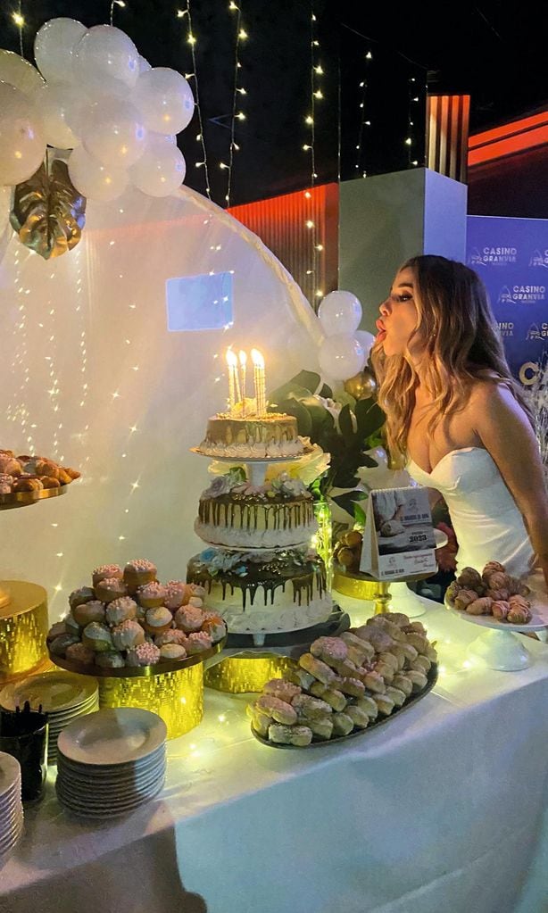 Natalia Rodríguez cumpleaños HOLA4090