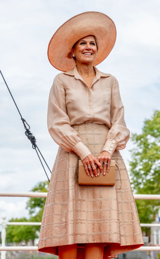 Máxima de Holanda con pamela