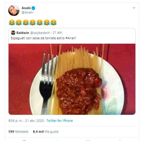 Anahí y sus memes