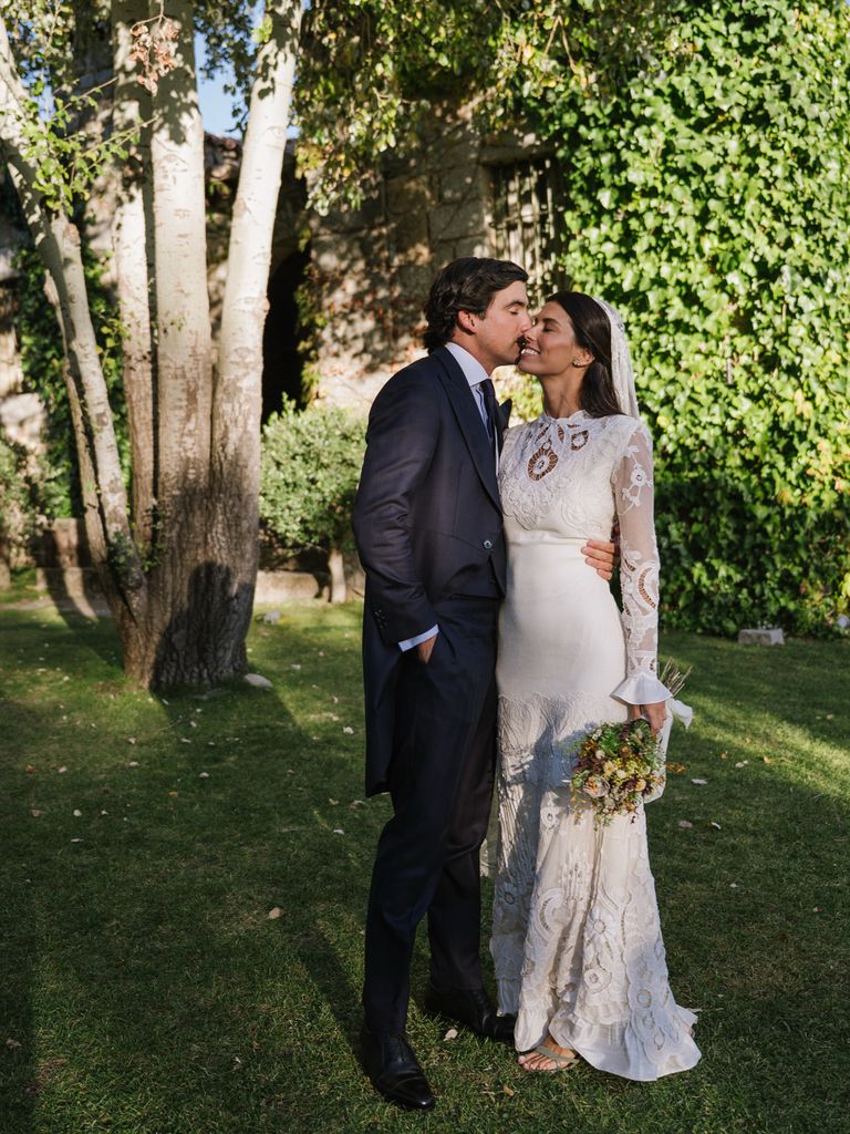 Los novios han compartido imágenes inéditas del día de su boda
