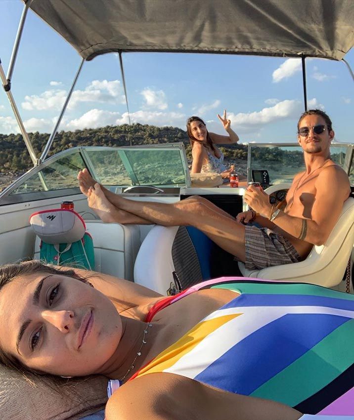 Anna Ferrer y su novio Iván Martín con Paz Padilla