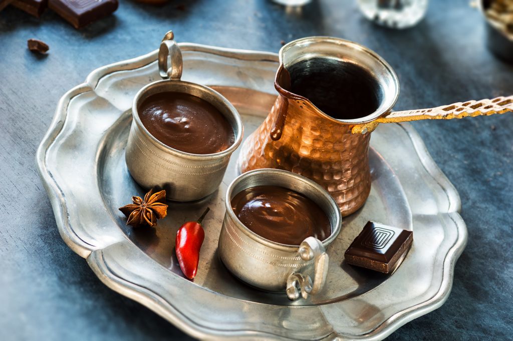 En sus orígenes, el chocolate se tomaba en forma de bebida.