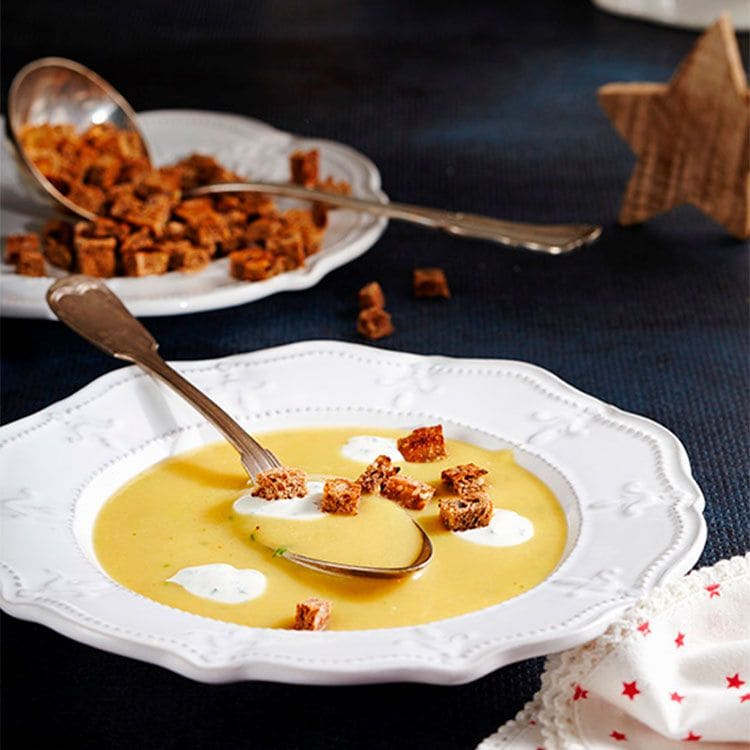 Crema de patata, zanahoria y puerro