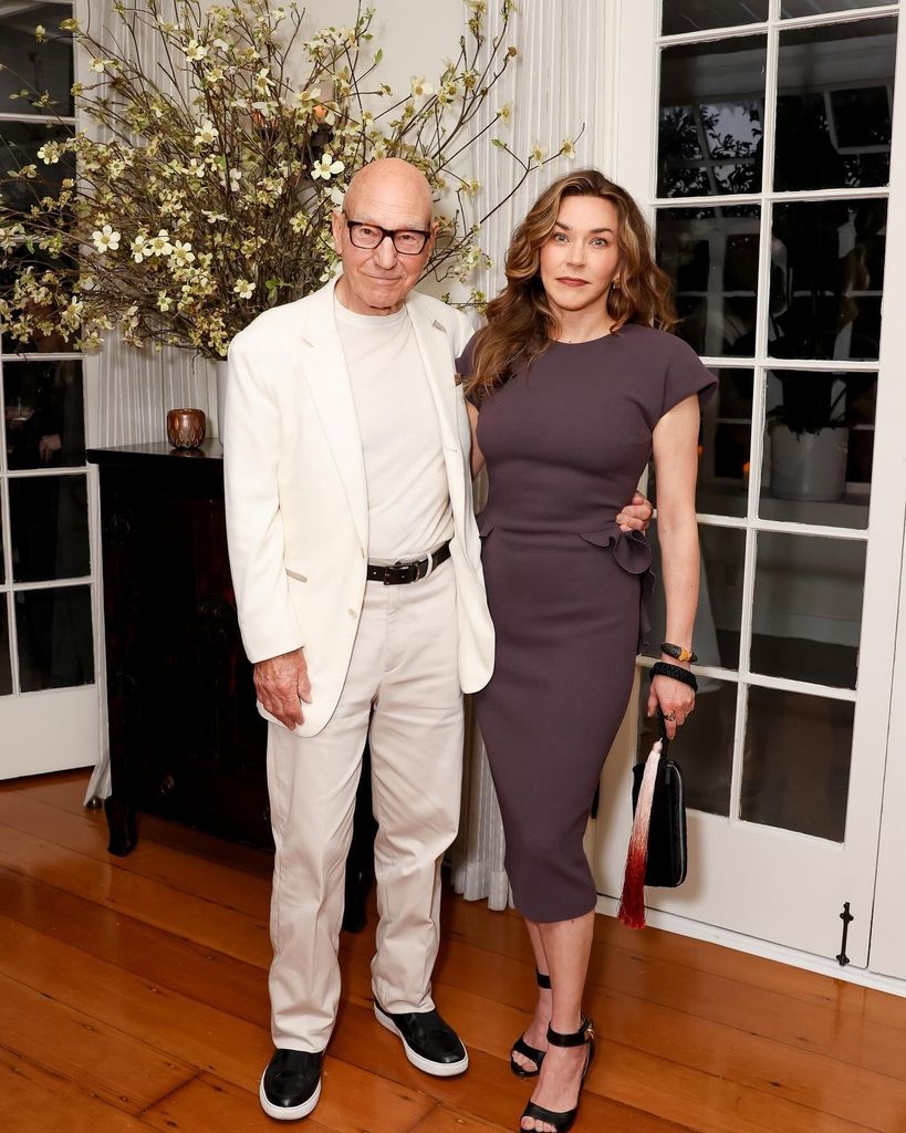 Patrick Stewart y su mujer, Sunny Ozzel, en un evento reciente 