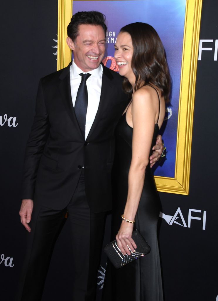 Hugh Jackman y Sutton Foster en el estreno de Song Sung Blue en el AFI Fest en Hollywood, California, el 26 de octubre de 2025