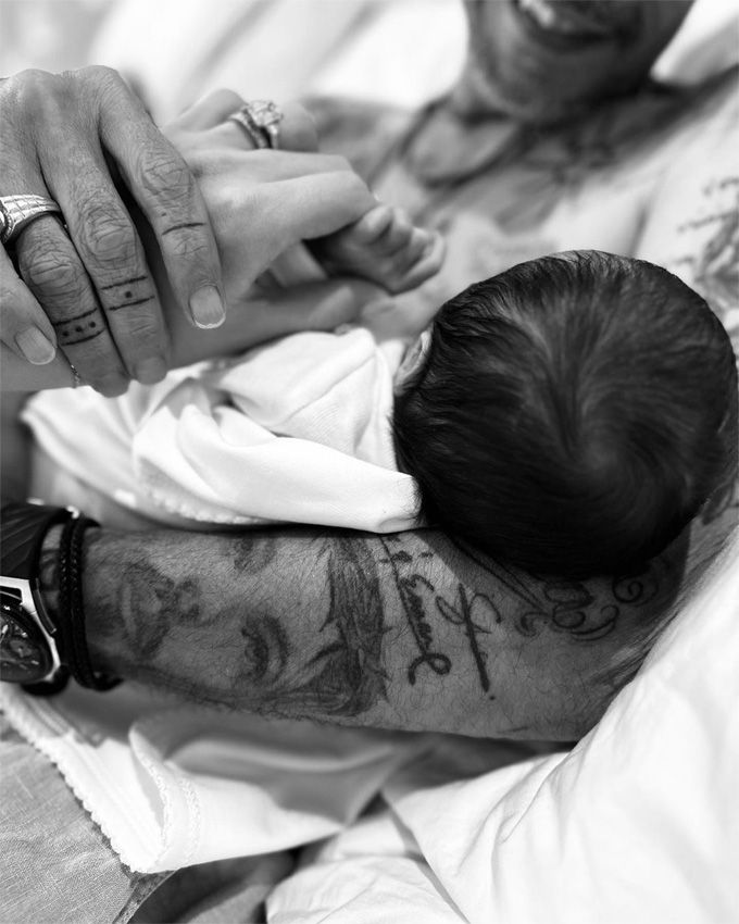 Marc Anthony y Nadia Ferreira presentan a su primer hijo en común con esta bonita imagen