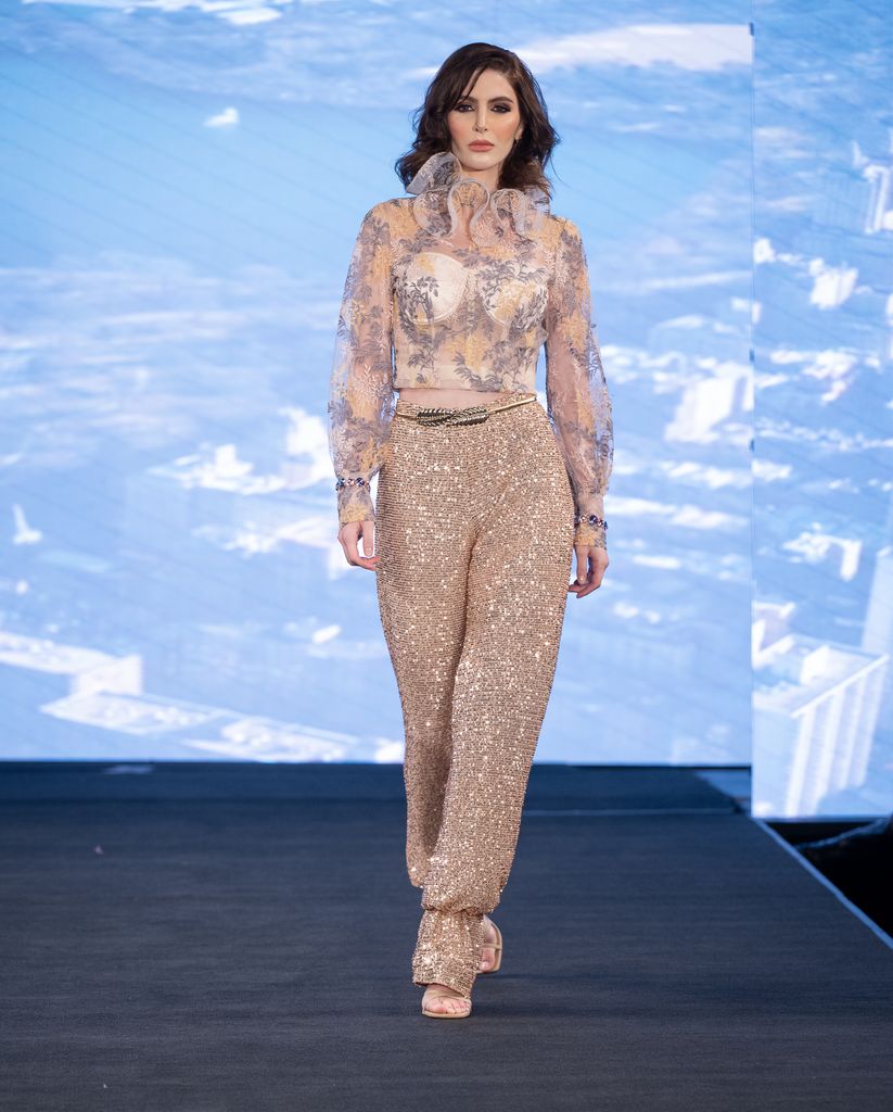  Stephany Abasali ha alternado sus estudios en Economía con el modelaje profesional.