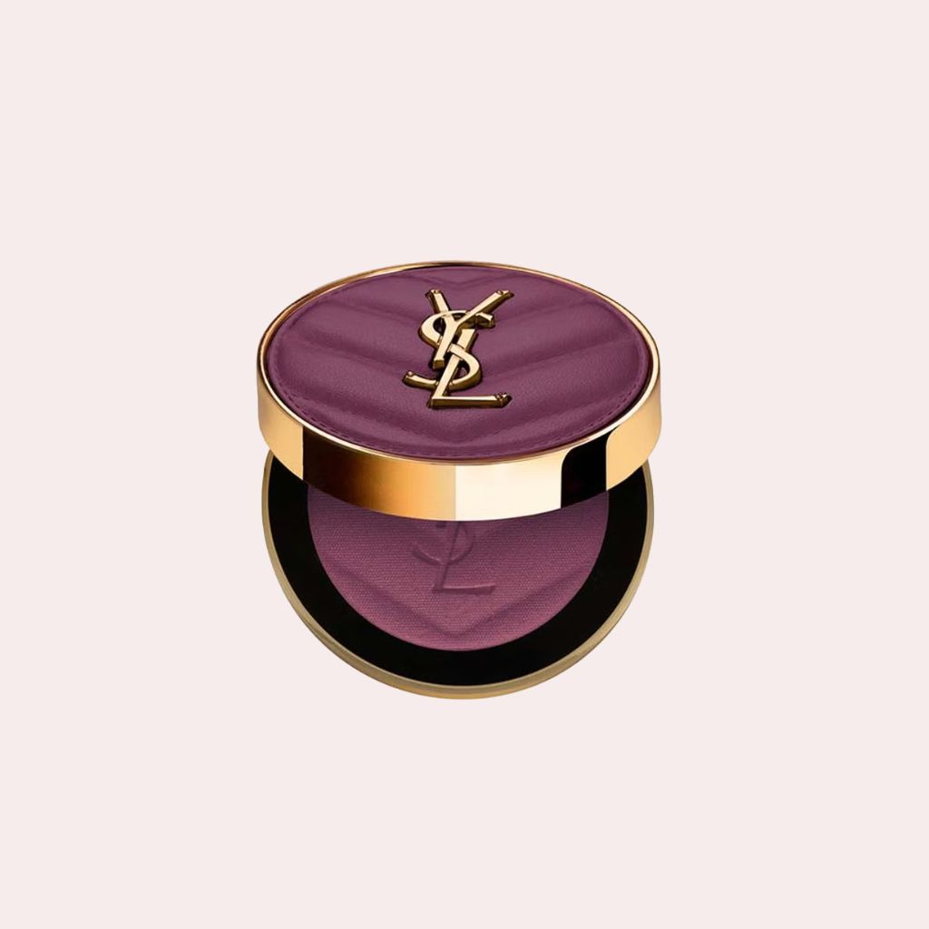La sofisticación del polvo mate: Colorete en polvo Make Me Blush Bold Blurring Blush de YSL Beauty