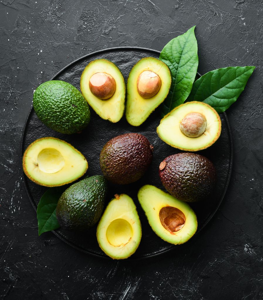 Hay muchas formas de incluir el aguacate en el desayuno, más allá de las tostadas.