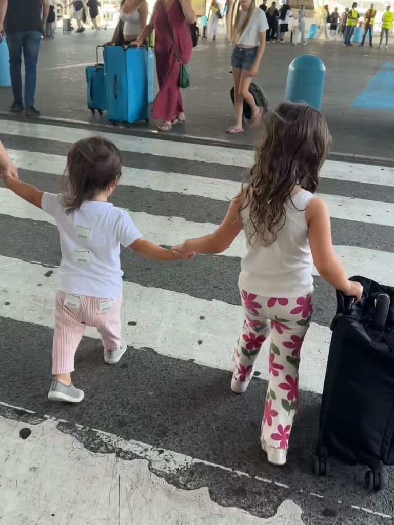 Amaranto e Índigo, las hijas de Camilo y Evaluna Montaner.