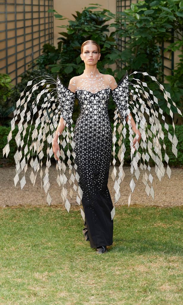 colecci n oto o invierno alta costura de iris van herpen