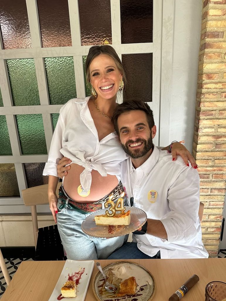 Victoria Arnau, junto al padre de su hija, Carlos Lillo García