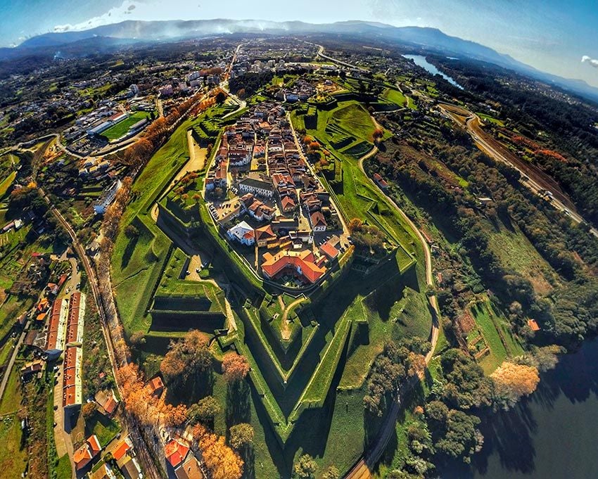 Vista aérea de Valença do Miño en Portugal