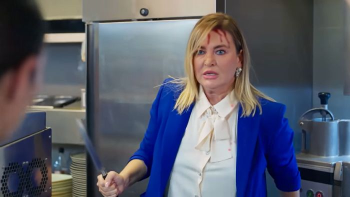 Avance de 'Hermanos': Sevval amenaza a Suzan con matarla como hizo con Ahmet