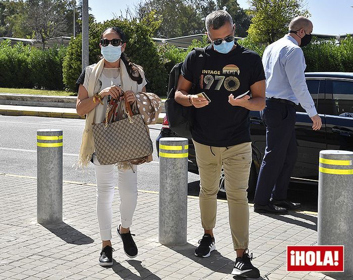 Isabel Pantoja en el aeropuerto de Jerez