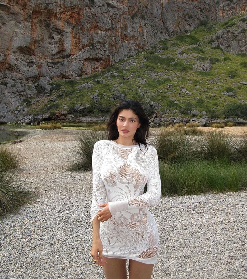 kylie-jenner-vestido-blanco