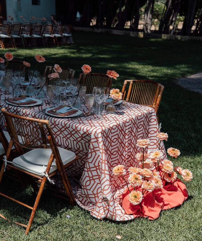 Mesas de boda con flores