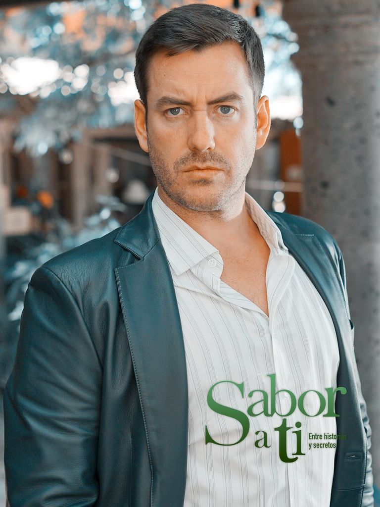 Juan Diego Covarrubias interpreta a Tomás Sarmiento en 'Sabor A Ti'.