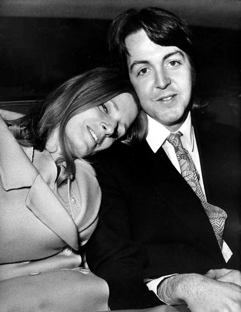 Paul McCartney se emocionó recientemente al hablar de Linda en el podcast 'Good Hang' de Amy Poehler