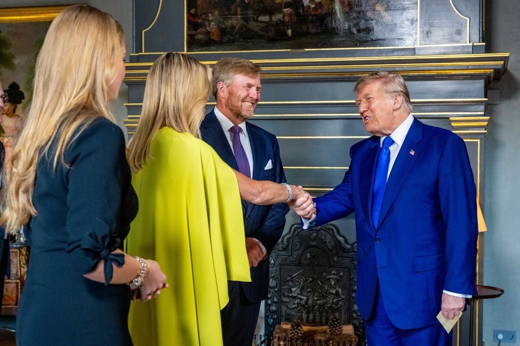 Point de Vue Out Mandatory Credit: Photo by Shutterstock (15372341g) The US President Donald Trump meets King Willem-Alexander. Queen Maxima and Princess Amalia prior to a which marks the start of the NATO-Summit in The Hague. Royal Couple receives State heads and government leaders NATO summit. The Hague, the Netherlands. 24 Jun 2025 *** Local Caption *** .