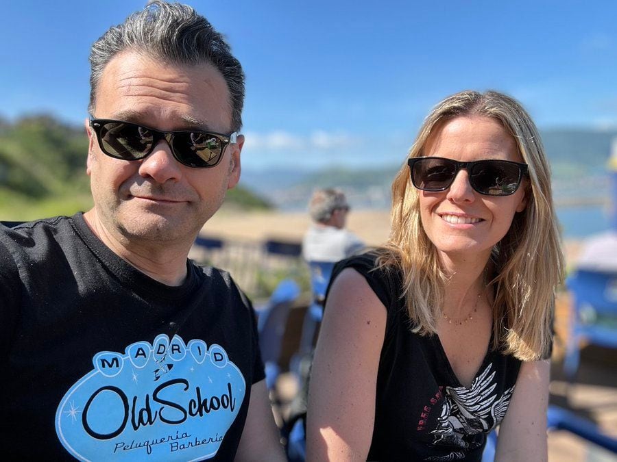 Iñaki López y Andrea Ropero celebran siete años de casados en Getxo