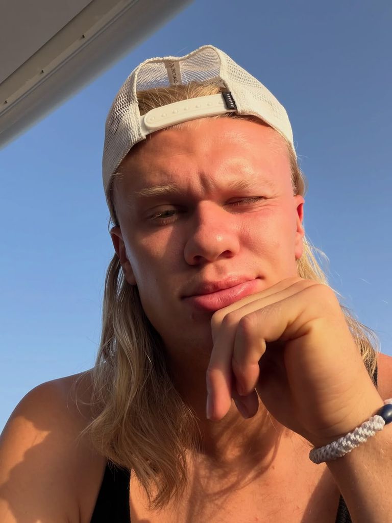 Haaland compartió esta foto, al parecer en medio de sus vacaciones en Italia.