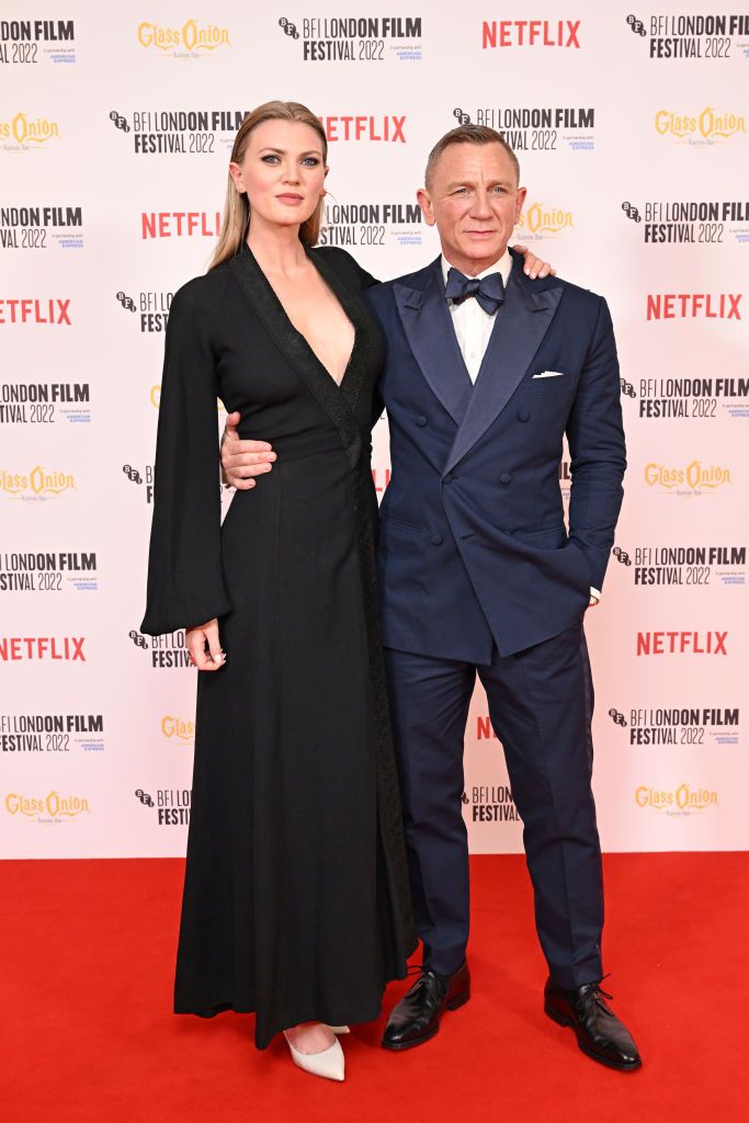Ella Loudon y Daniel Craig en el estreno de '