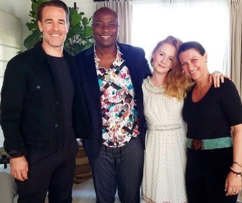 Durek Verret y la princesa Marta Luisa de Noruega con James Van Der Beek y su mujer