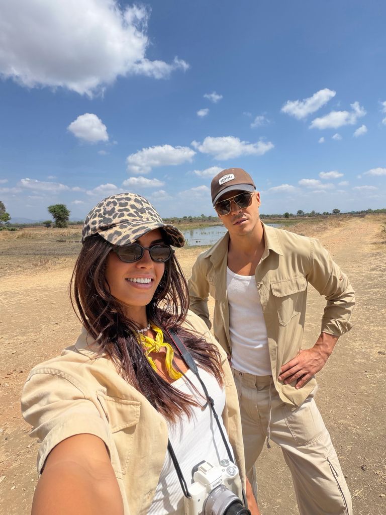 La influencer Sofía Suescun y Kiko Jiménez en su viaje a Tanzania
