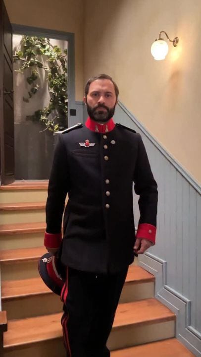 Fran Lareu da vida al comandante Rivero