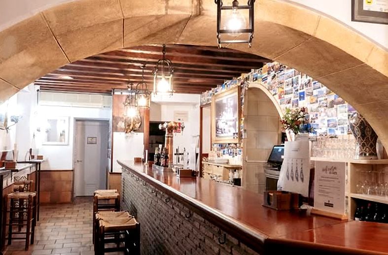 Bodeguilla del Bar Jamón, en el Puerto de Santa María