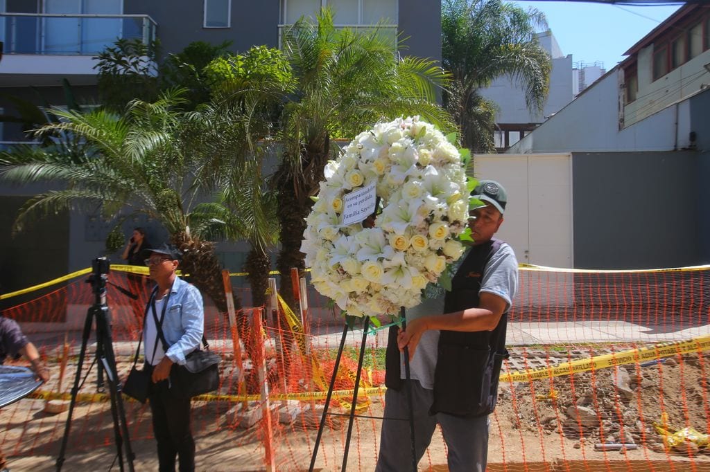 Corona de flores de Mario Vargas Llosa