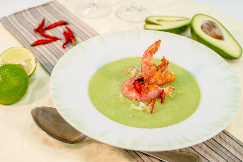 Esta crema la puedes acompañar con marisco, pollo, pescado, etc.