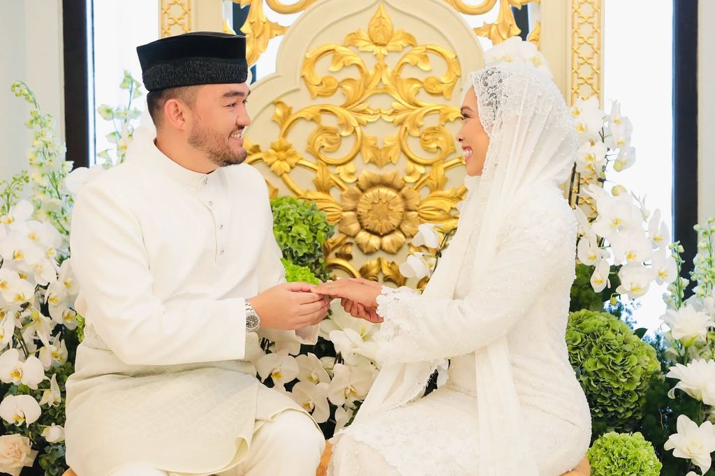 Amir Shah, príncipe heredero de Selangor, se casó con la princesa Afzaa Fadini en octubre de 2025, ellos pueden reinar en Malasia pero no será antes del 2039