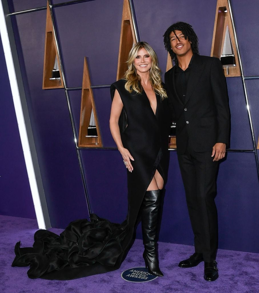 Heidi Klum y Herny Samuel en los AMA's 2025