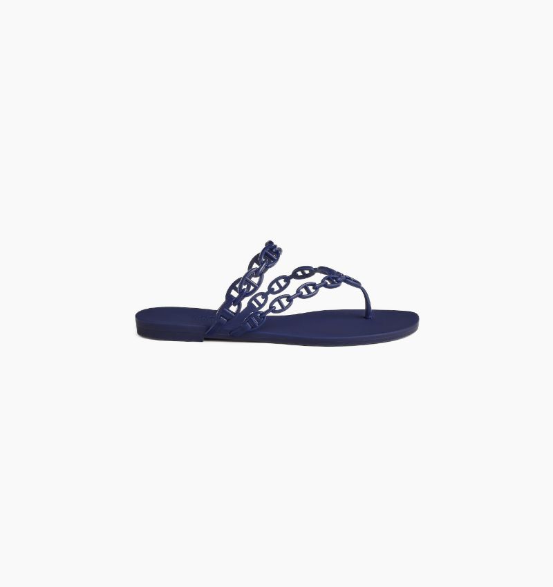 El calzado ideal para caminar por la playa