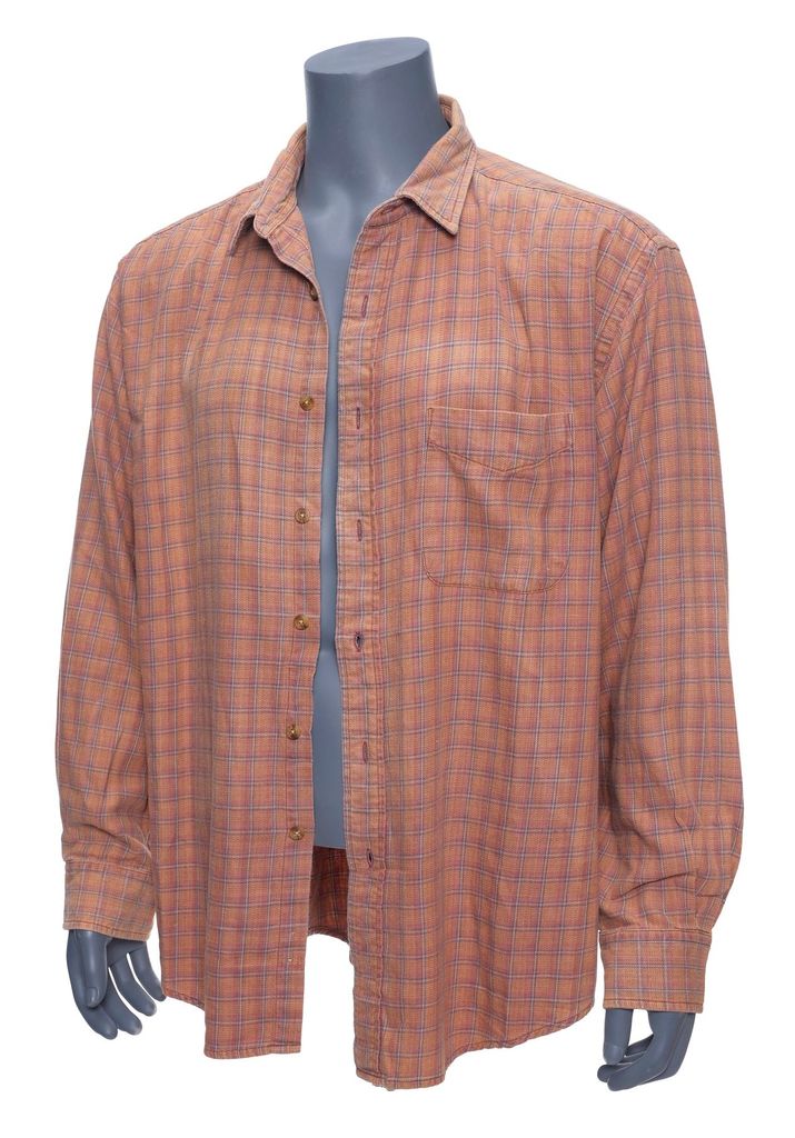 James pone a subasta ropa utilizada en algunas escenas de la serie