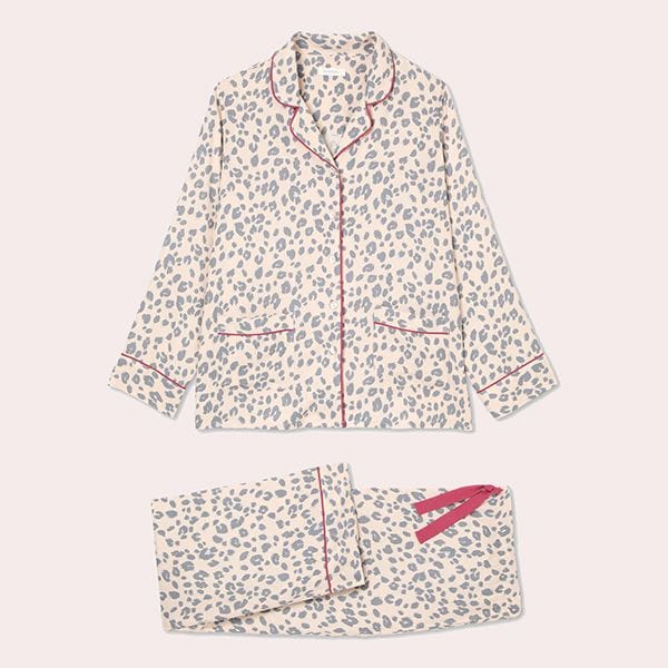 Pijama de Mujer Estampado Botones Énfasis