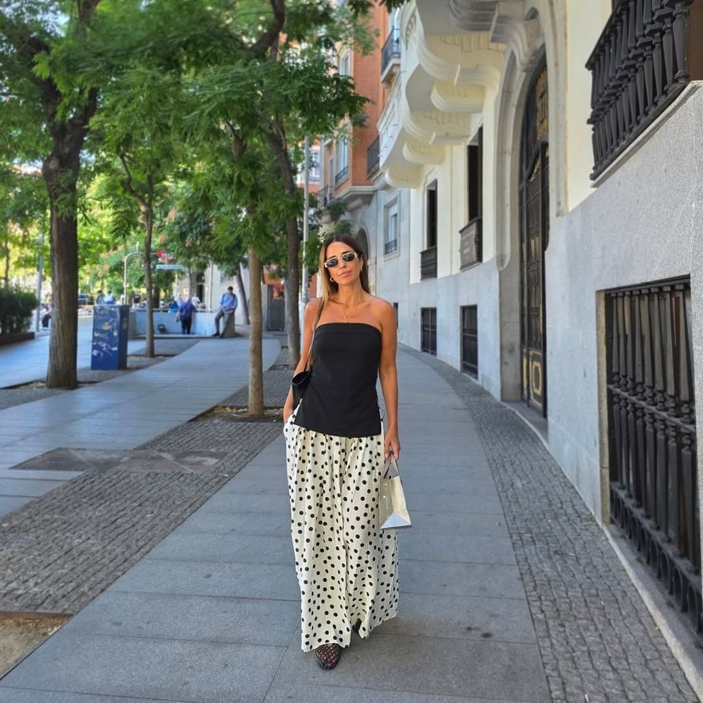 Paula Echevarría con falda de lunares