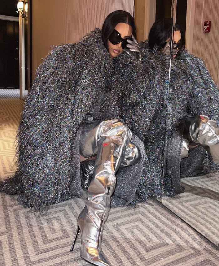 Kim Kardashian de fiesta 