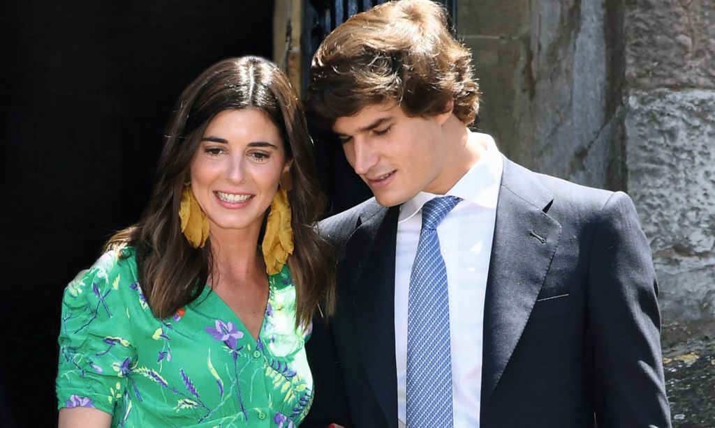 Hola 3998 Carlos Fitz-James Stuart, conde de Osorno, y Belen Corsini.