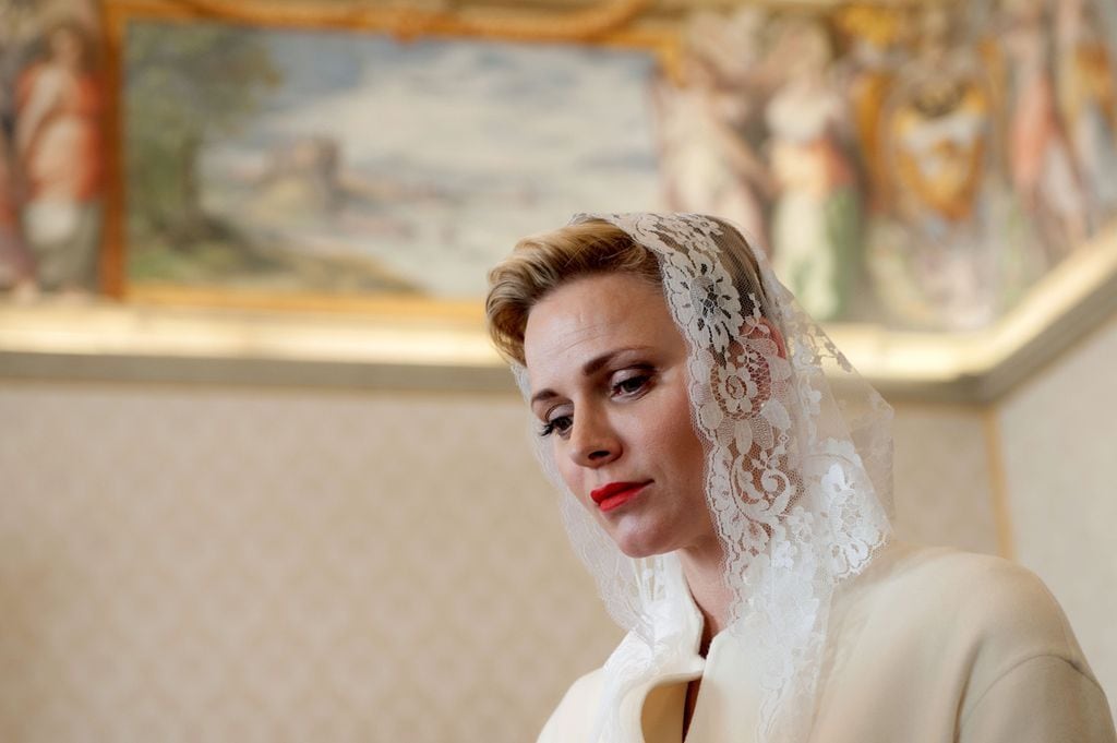 El velo blanco de la princesa Charlene tiene un profundo simbolismo.