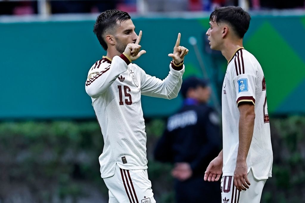 El futbolista se mostró muy emocionado