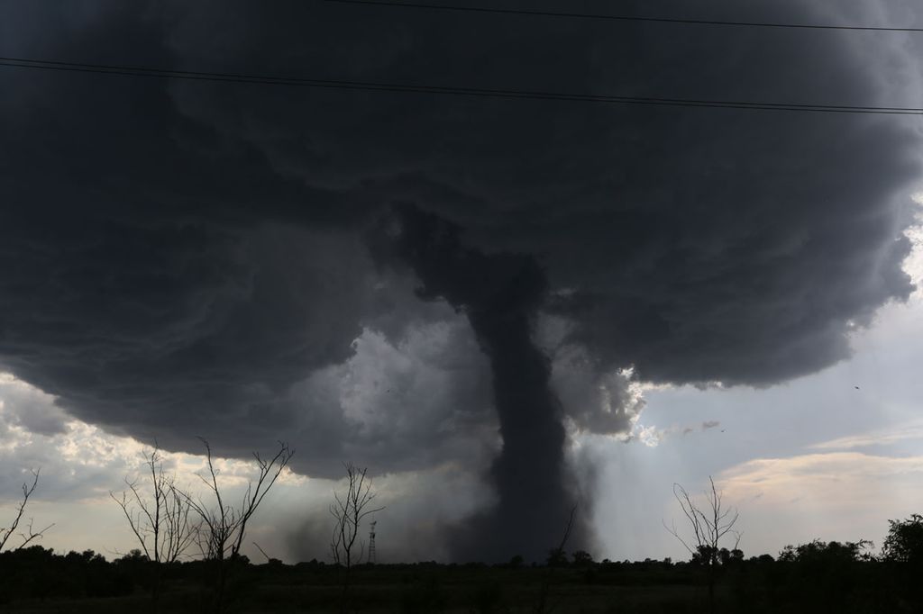 tornado kansas 