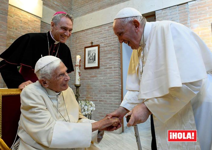 Benedicto XVI y el Papa Francisco