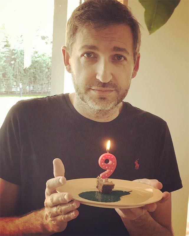 Frank Blanco vuelve a su infancia y celebra su ¿noveno cumpleaños?