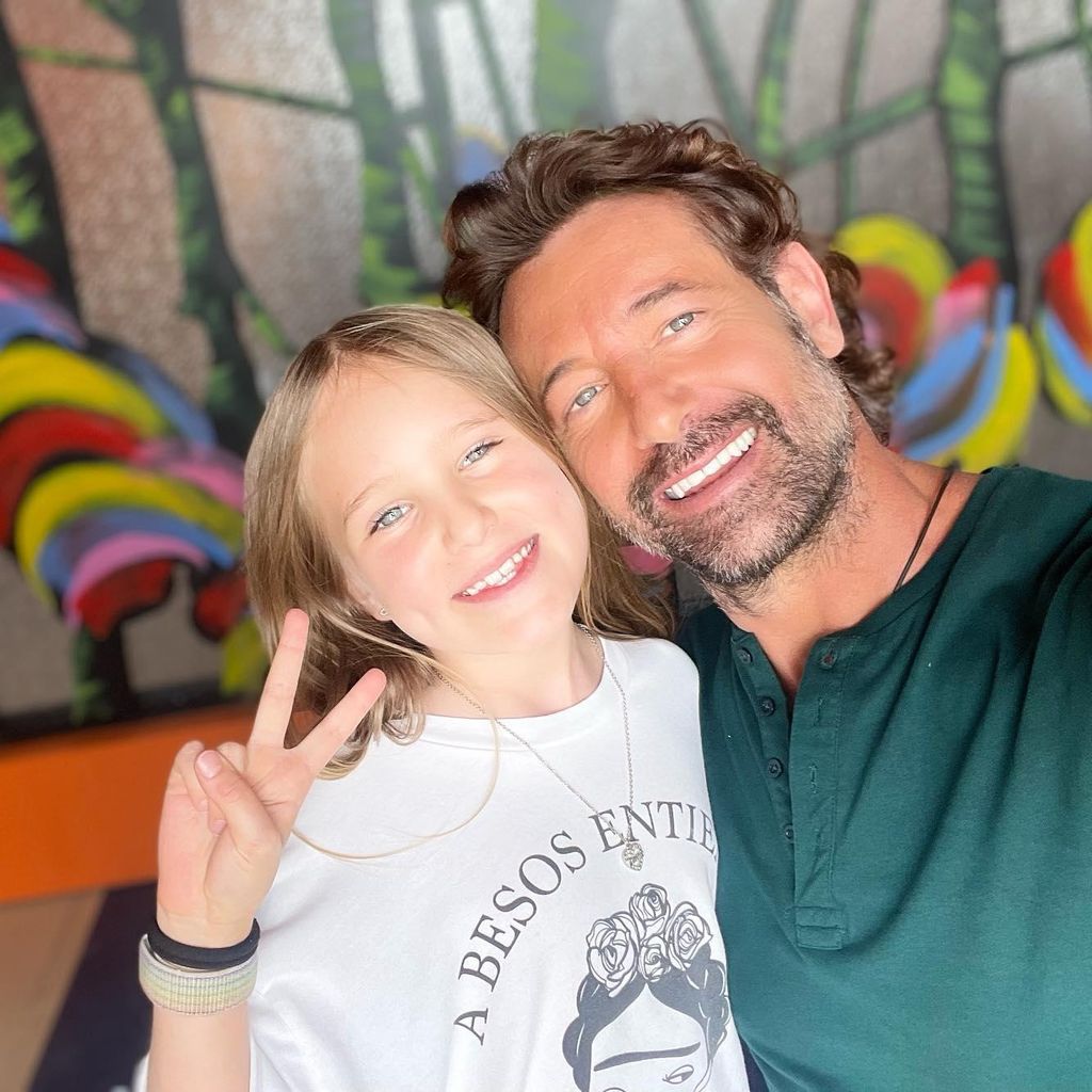 Gabriel Soto y su hija Miranda