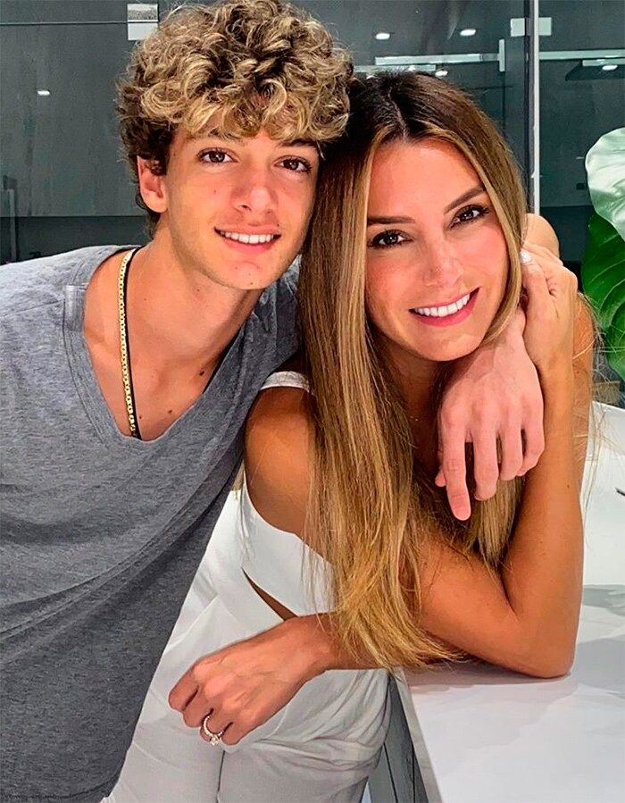 Elizabeth Gutiérrez y su hijo Christopher
