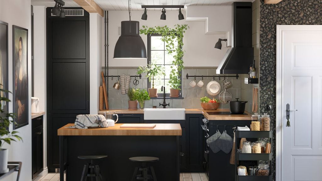 Cocina en negro